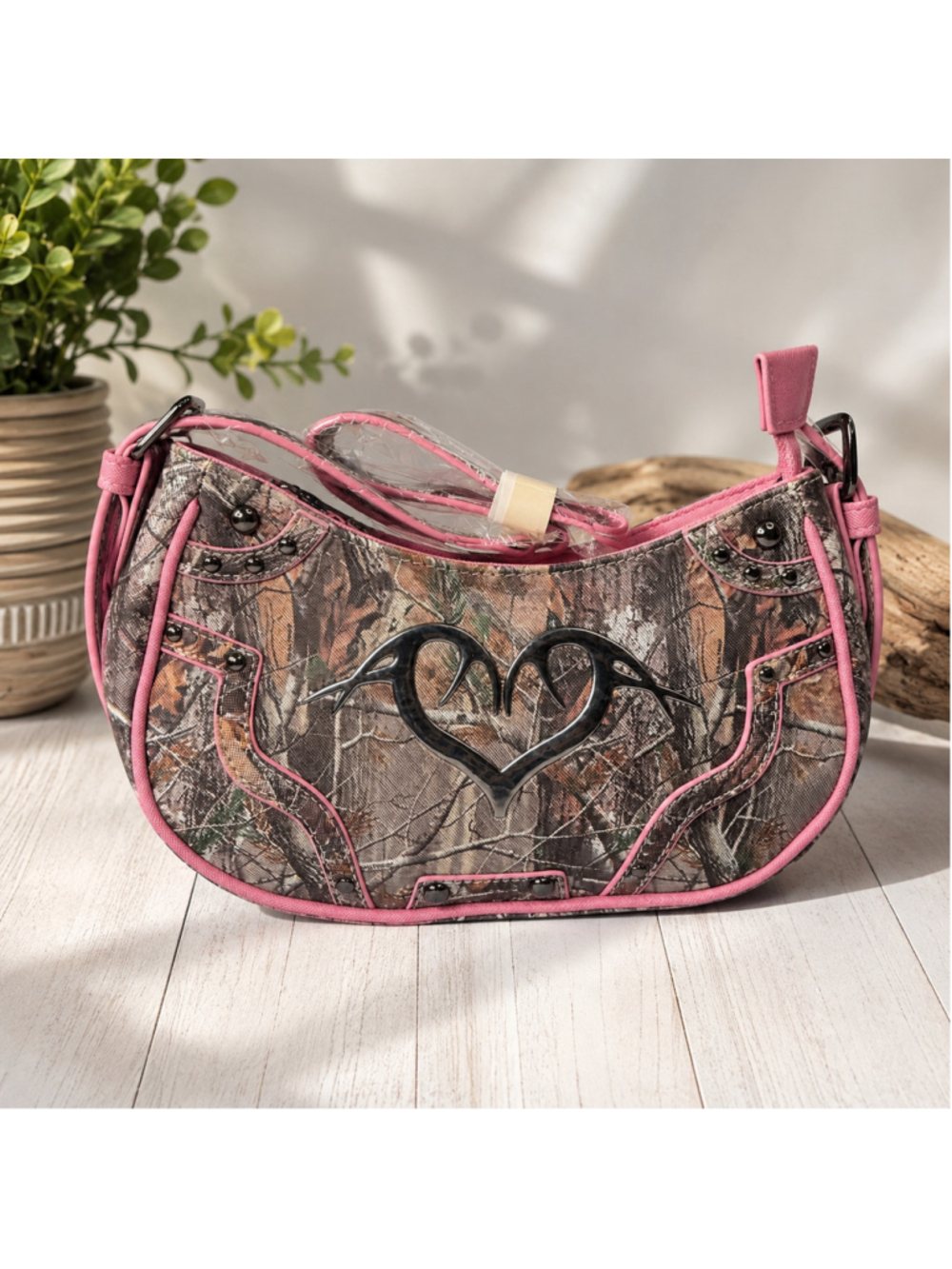 JDawt Camo Pink Trim Western Deer Antler Heart Shoulder Bag NWT
